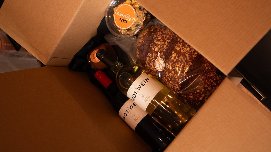Brotpaket mit Handwerksbrot Wein und Gebäck für Brot online bestellen und Versandplanung