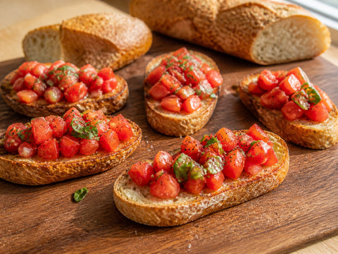 Bruschetta mit Tomaten – würzig auf Indonesischem Baguette